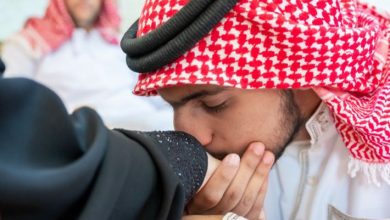 أهمية بر الوالدين في الإسلام وأثره في رضا الله وسعادة الإنسان 12 أهمية بر الوالدين في الإسلام